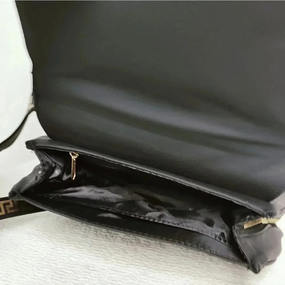 Versace Perfumes expandable black logo shoulder bag - Picture 10 of 16